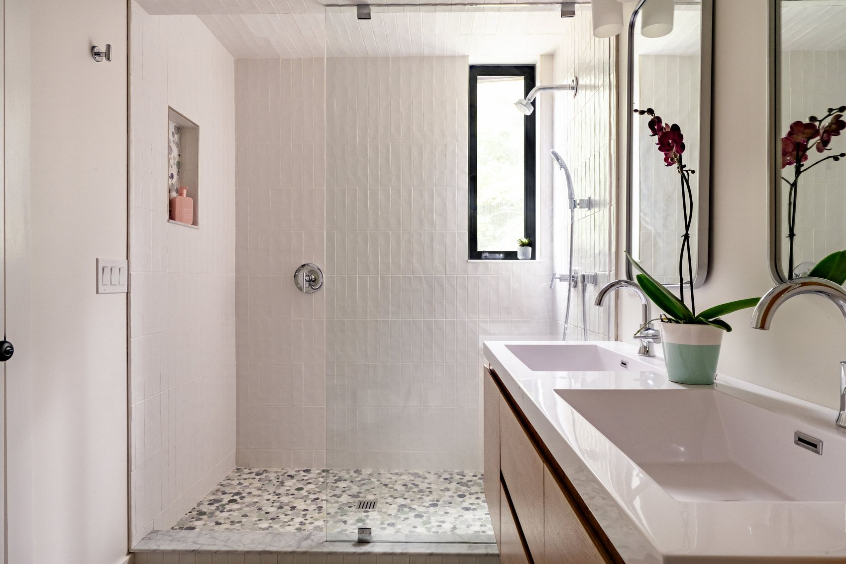 Primary bath, Rhinebeck